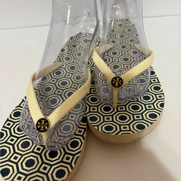 Tory Burch Hexagon Pattern Flip Flops - Black and Cream - Picture 3 of 8
